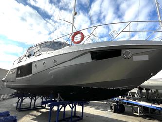 45' Cranchi 2018 Yacht For Sale